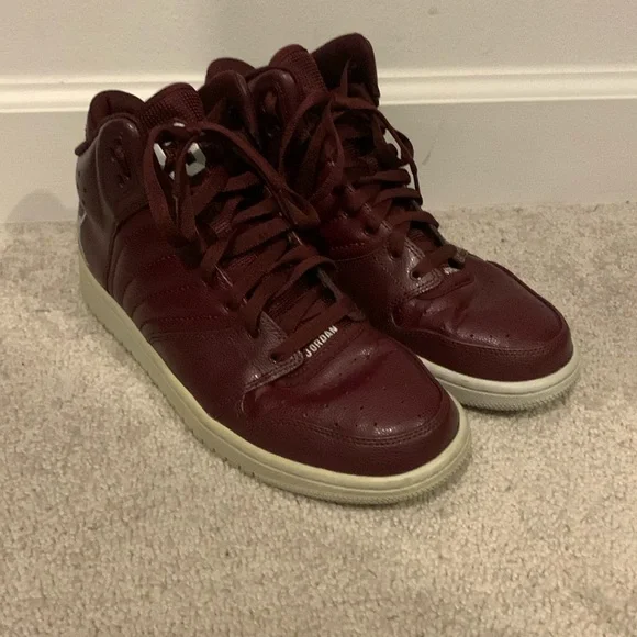 Air Jordan 1 Flight 4 ‘Night Maroon’ - Picture 1 of 5